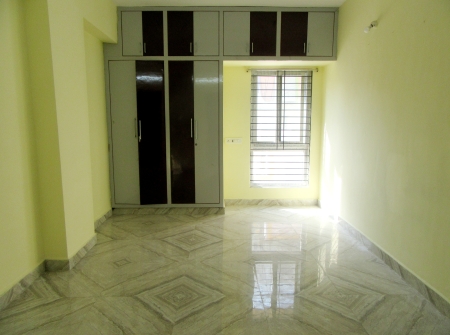 5) Li Id 364 - Master Bedroom.JPG